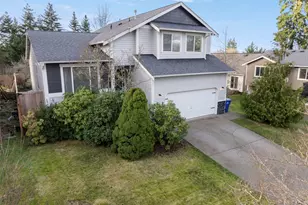 2201 Cooper Crest St NW, Olympia, WA 98502 - Photo 2