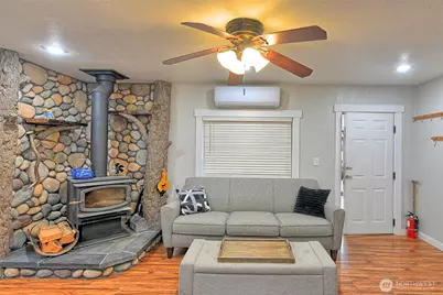 15421 Jim Creek Rd, Arlington, WA 98223 - Photo 4