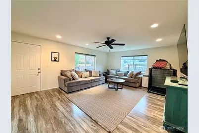 18902 133rd Place SE, Renton, WA 98058 - Photo 18