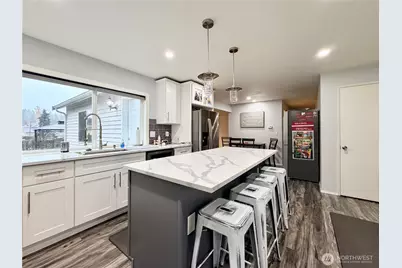 18902 133rd Place SE, Renton, WA 98058 - Photo 16