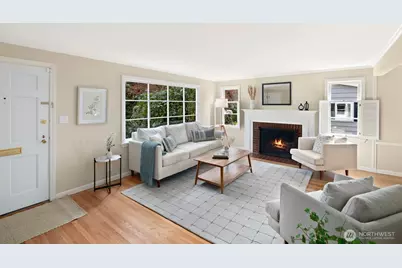 6251 Vassar Avenue NE, Seattle, WA 98115 - Photo 4