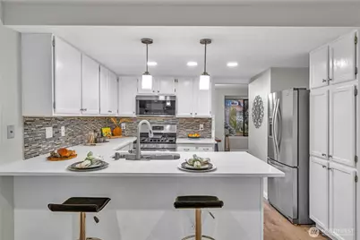 16130 SE 33rd Circle, Bellevue, WA 98008 - Photo 14