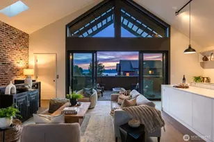 4566 Flying Goat Ave NE, Bainbridge Island, WA 98110 - Photo 32