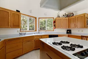 464 Stillmeadow Rd, Coupeville, WA 98239 - Photo 10