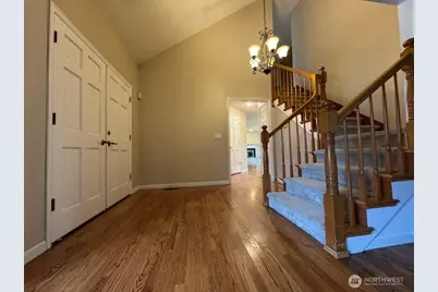 24717 SE 45th Place, Sammamish, WA 98029 - Photo 2