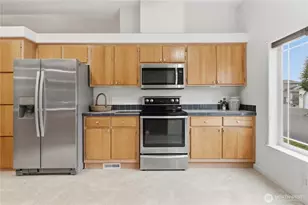 17722 19th Ave Ct E, Spanaway, WA 98387 - Photo 8