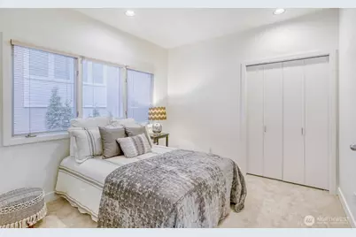 608 Bellevue Way SE #F1, Bellevue, WA 98004 - Photo 26