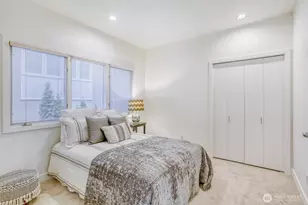 608 Bellevue Way SE, Bellevue, WA 98004 - Photo 26