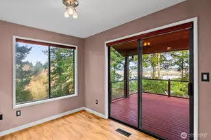 1406 Evergreen Park Ln SW, Olympia, WA 98502 - Photo 8