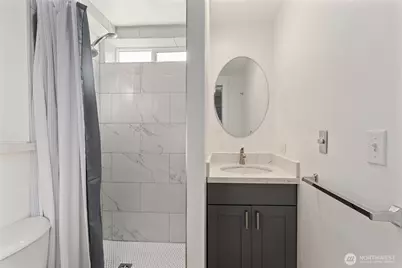 561 Lee Street, Seattle, WA 98109 - Photo 34