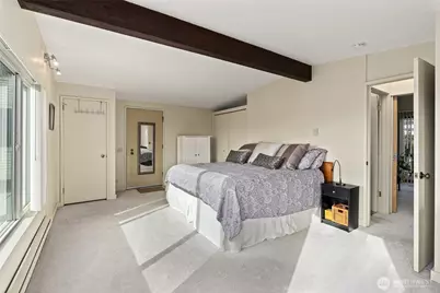 561 Lee Street, Seattle, WA 98109 - Photo 20
