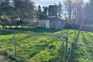 11040 14th Ave SW, Seattle, WA 98146 - Photo 4