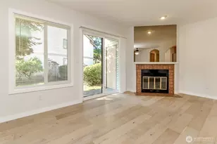 17311 119th Ln SE J, Renton, WA 98058 - Photo 16