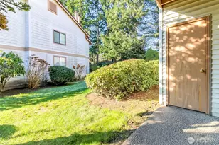 17311 119th Ln SE J, Renton, WA 98058 - Photo 30