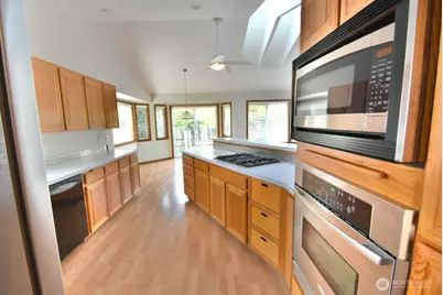 5227 108th Street SW, Mukilteo, WA 98275 - Photo 6