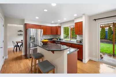 706 Bremerton Place NE, Renton, WA 98059 - Photo 14