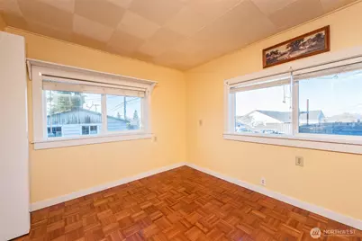 1717 W 6th Street, Port Angeles, WA 98363 - Photo 12