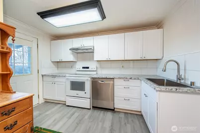 1717 W 6th Street, Port Angeles, WA 98363 - Photo 22