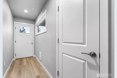 16823 Alder Way #E6, Lynnwood, WA 98037 - Photo 8