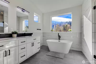 10618 E Riverside Dr, Bothell, WA 98011 - Photo 10