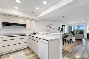 2410 Aurora Ave N, Seattle, WA 98109 - Photo 20