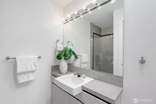 2410 Aurora Ave N, Seattle, WA 98109 - Photo 26