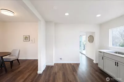 5909 8th Avenue NW, Seattle, WA 98107 - Photo 12