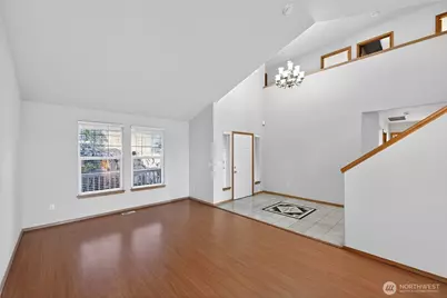 2103 NE 6th Cir, Renton, WA 98056 - Photo 8