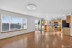 2103 NE 6th Cir, Renton, WA 98056 - Photo 14