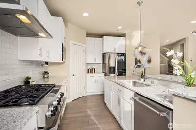 30 175th Place SW, Bothell, WA 98012 - Photo 12