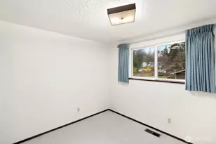 8320 121st St E, Puyallup, WA 98373 - Photo 18