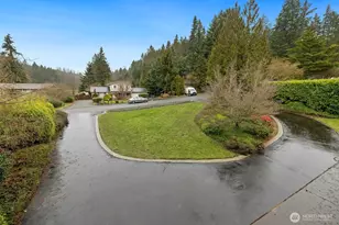8320 121st St E, Puyallup, WA 98373 - Photo 2