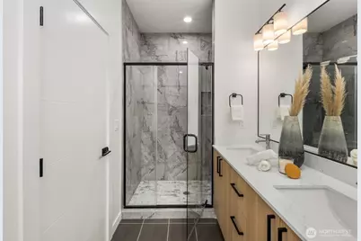 546 S Cloverdale Street #B, Seattle, WA 98108 - Photo 18