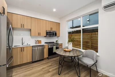 548 S Cloverdale Street #A, Seattle, WA 98108 - Photo 12