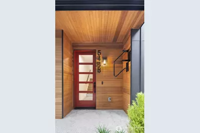 548 S Cloverdale Street #B, Seattle, WA 98108 - Photo 4