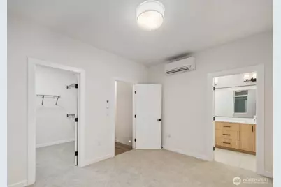 548 S Cloverdale Street #C, Seattle, WA 98108 - Photo 24