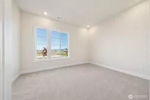 20814 149th St E, Bonney Lake, WA 98391 - Photo 18