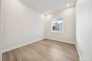 20814 149th St E, Bonney Lake, WA 98391 - Photo 4