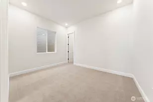 20810 149th St E, Bonney Lake, WA 98391 - Photo 18