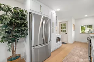 3711 SW Webster St, Seattle, WA 98126 - Photo 12