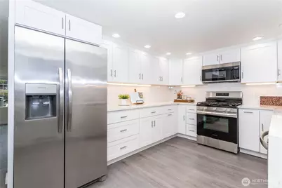 2644 SW 112th Street, Seattle, WA 98146 - Photo 6
