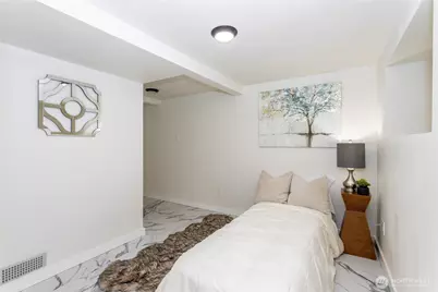 2644 SW 112th Street, Seattle, WA 98146 - Photo 28