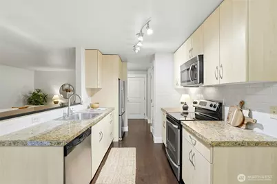 22910 90th Avenue W #D105, Edmonds, WA 98026 - Photo 8