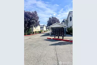 10018 Golden Given Road E #33, Tacoma, WA 98445 - Photo 8