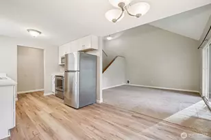810 NE Pinebrook Ave, Vancouver, WA 98684 - Photo 6