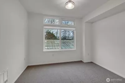 18 Dravus Street #207, Seattle, WA 98109 - Photo 18
