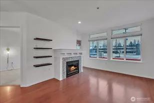 18 Dravus St, Seattle, WA 98109 - Photo 2