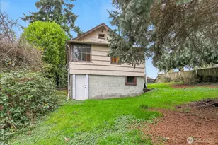 8442 24th Ave SW, Seattle, WA 98106 - Photo 24