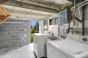 8442 24th Ave SW, Seattle, WA 98106 - Photo 20