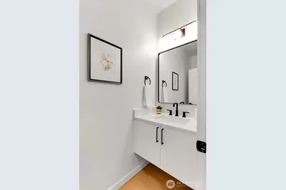 627 B W Emerson Street, Seattle, WA 98119 - Photo 22